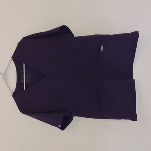 FIGS Technical Collection Casma Three-Pocket Scrub Top | Purple Shadow | XL